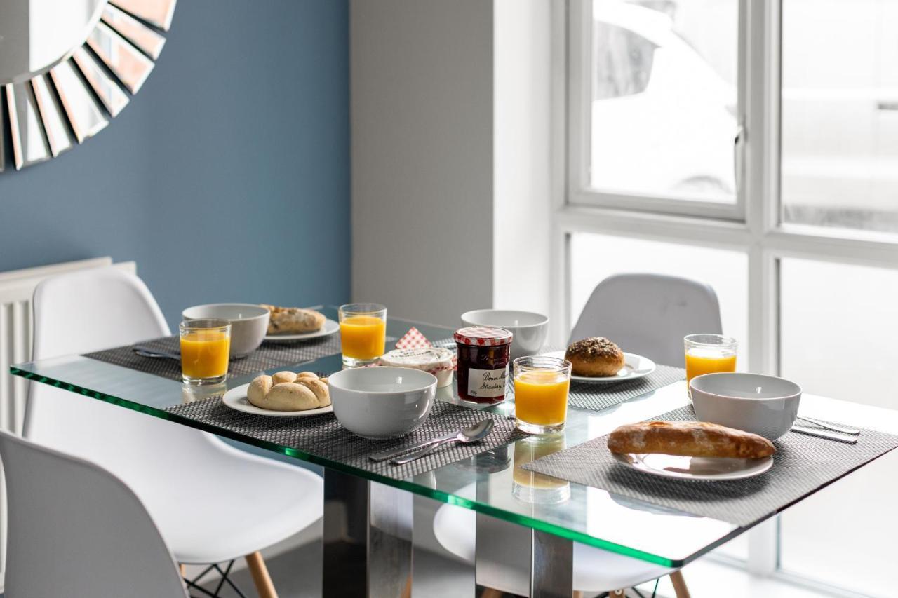 Royal House Wolverhampton - Perfect For Contractors & Large Groups エクステリア 写真